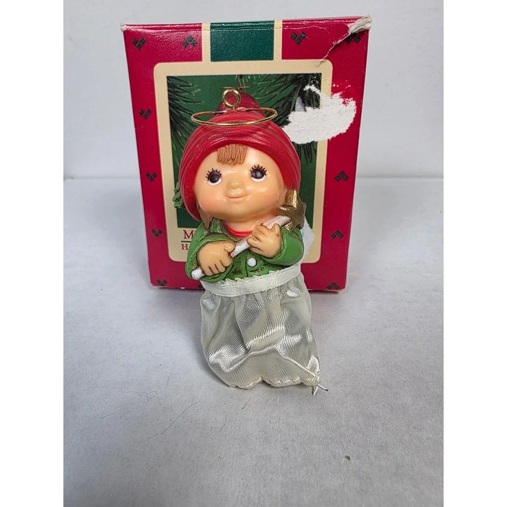 Muffin the Angel - Vintage 1985 Hallmark Keepsake Ornament QX4835